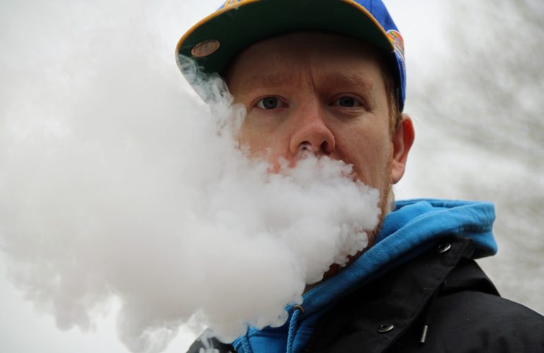 How to Use E-Cigarettes to Quit Smoking